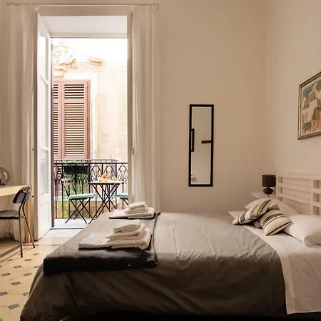 La Stanza Del Vicolo Apartment